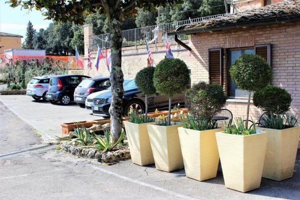 Hotel Porta Romana di Luce Hotels image 4
